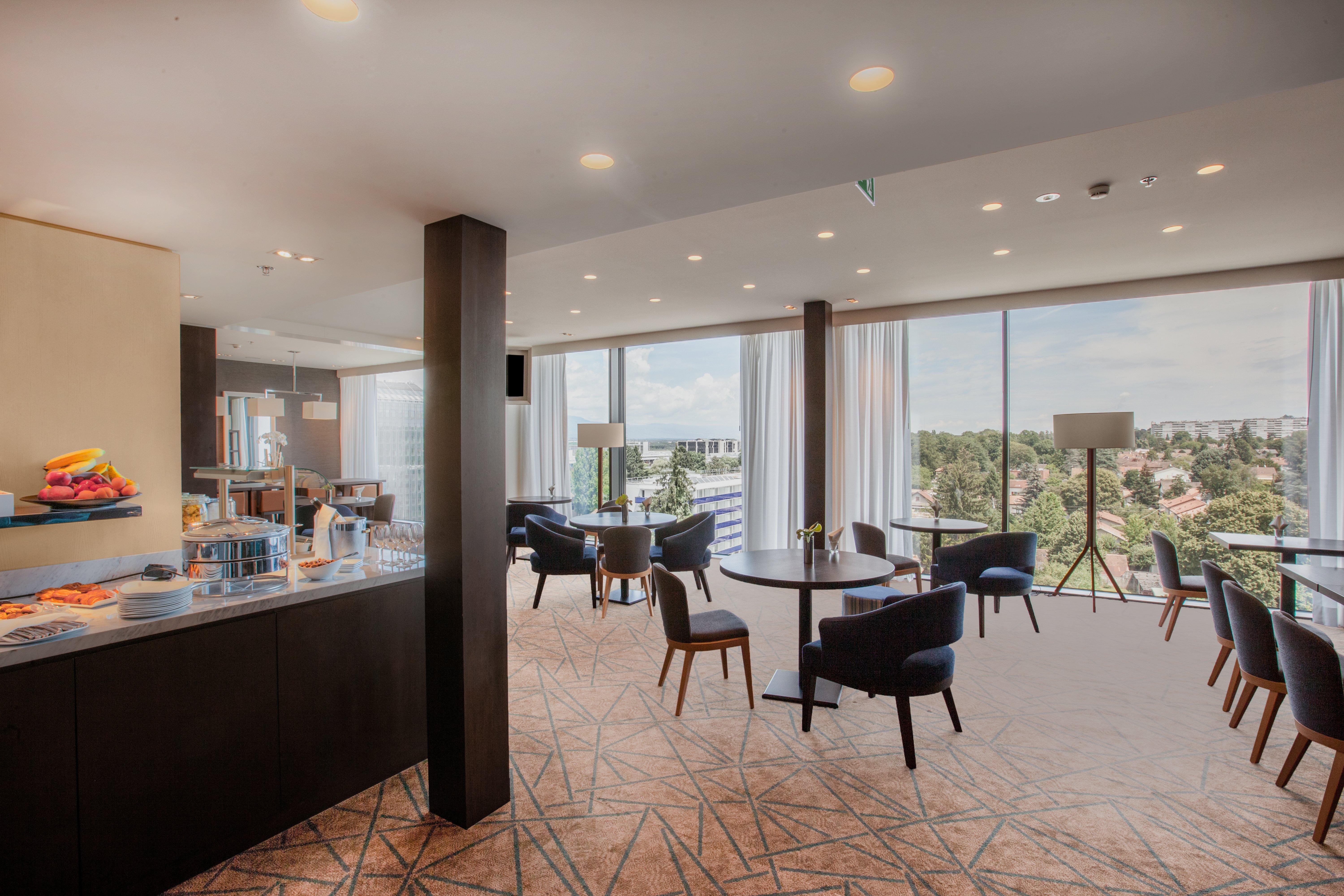 Hotel Crowne Plaza Geneva By Ihg Meyrin Esterno foto